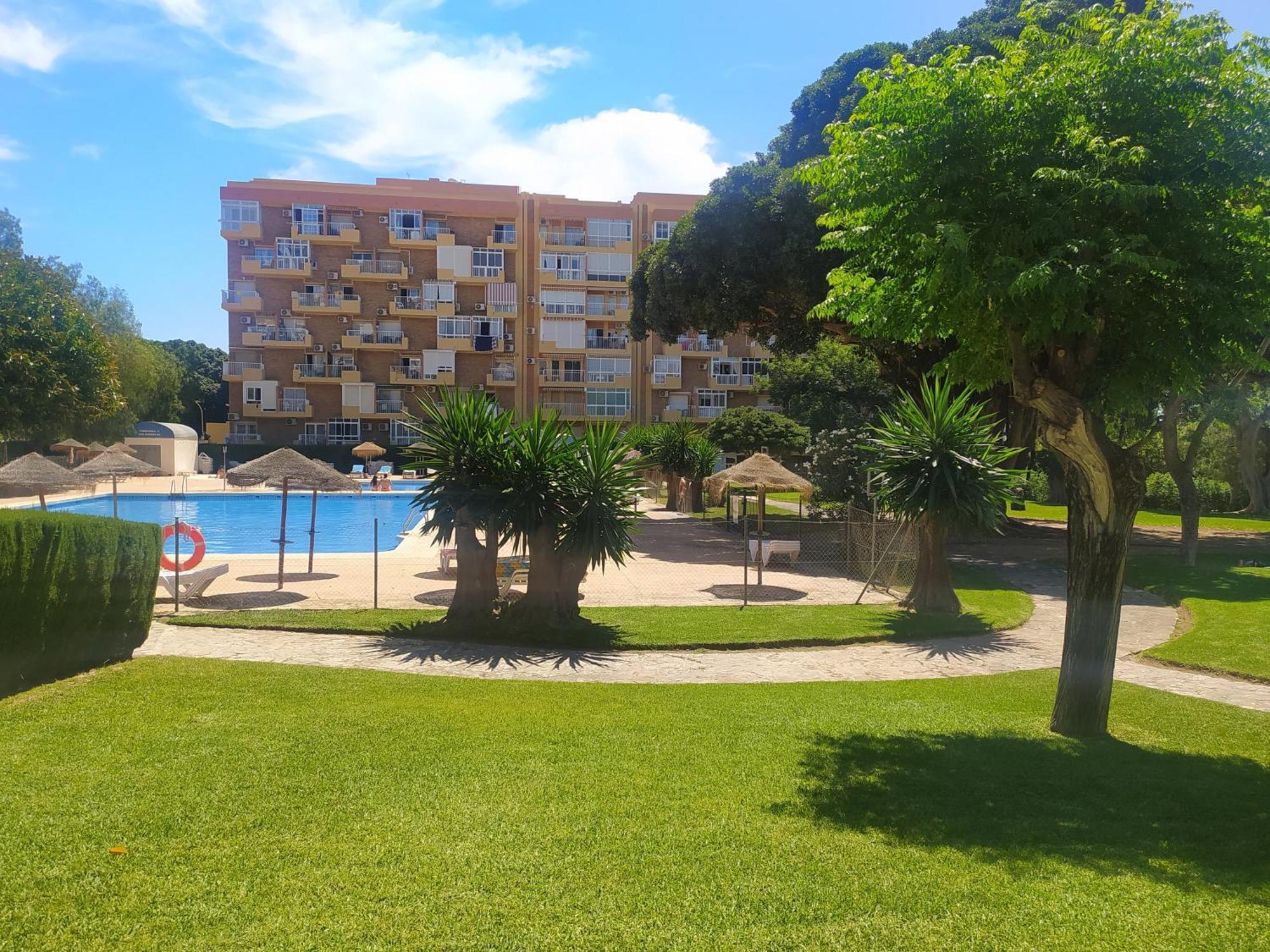Inmogest - Estudio Aguila 713 Appartement Benalmádena Buitenkant foto